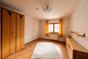 Familienglück beginnt hier – viel Platz, großzügiger Garten und flexible Wohnideen ! – Die vollständige Adresse der Immobilie erhältst du vom Anbieter., 6618 Naumburg (Saale) – Vorschaubild 6