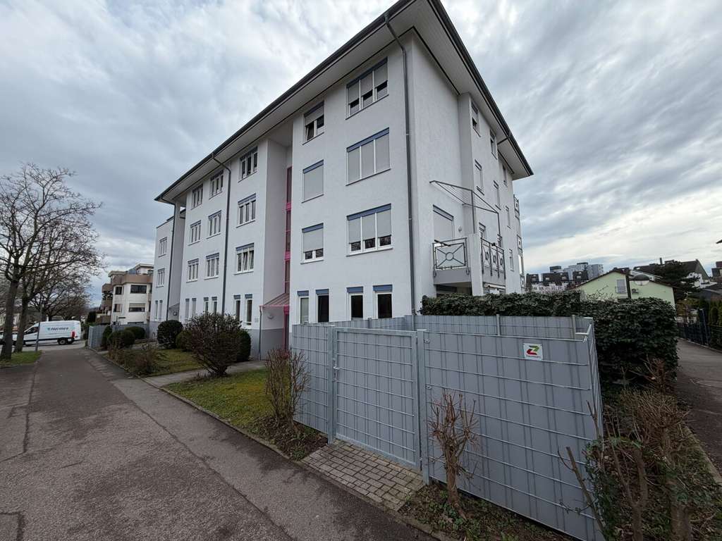 Immobilie in Kornwestheim - Attraktive 1,5-Zimmer-Wohnung mit Balkon und Tiefgarage – ideal für Kapitalanleger - Bild 1