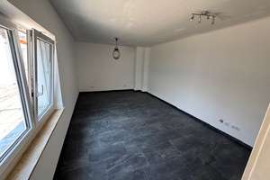 Zwei Häuser auf einem Grundstück mit Hof und großem Garten - mit Ausbau- & Entwicklungspotenzial – Die vollständige Adresse der Immobilie erhältst du vom Anbieter., 52355 Gürzenich, Düren – Vorschaubild 45