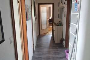 3 Zimmer Dachgeschosswohnung – Waldstr. 17, 30629 Misburg-Nord, Hannover – Vorschaubild 2