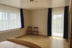 Reserviert - Einfamilienhaus mit Garage in der Krummhörn-Pewsum
Sackgassenendlage und Blick über d – Aurich (Kreis) – Vorschaubild 10