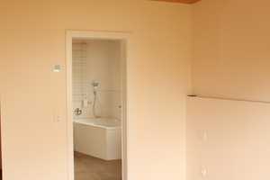 Exklusives und ökologisches Einfamilienhaus mit Einliegerwohnung und geräumiger Garage – Ochsenburger Straße 24, 74374 Heilbronn (Kreis) – Vorschaubild 13