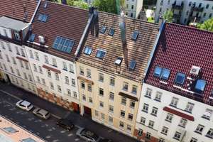 INVESTITION MIT PERSPEKTIVE | Geteiltes Mehrfamilienhaus mit 8 Einheiten und grünem Innenhof – Die vollständige Adresse der Immobilie erhältst du vom Anbieter., 4179 Altlindenau, Leipzig – Vorschaubild 4