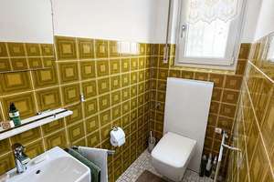 Viel Platz zum Leben – Einfamilienhaus mit großem Garten, Garage und Balkon in Koblenz-Metternich – Die vollständige Adresse der Immobilie erhältst du vom Anbieter., 56072 Metternich, Koblenz – Vorschaubild 9