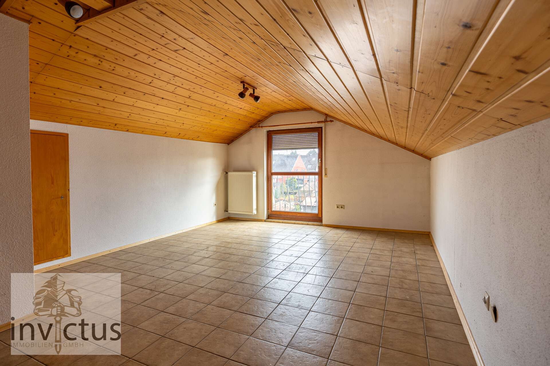 Immobilie in Leingarten - Ein Haus mit Haltung – Großzügiges Wohnkonzept mit Entwicklungsperspektive in bevorzugter Wohnlage - Bild 5