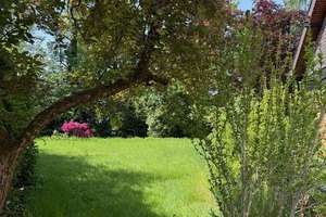 ST. AUGUSTIN NIEDERBERG, freist. EFH mit ELW, 8 Zimmer 258 m² Wfl. 2 Garagen, Keller, gr. 1.527 GrSt – Die vollständige Adresse der Immobilie erhältst du vom Anbieter., 53757 Sankt Augustin – Vorschaubild 9