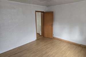2 Häuser zu verkaufen – Die vollständige Adresse der Immobilie erhältst du vom Anbieter., 99310 Arnstadt – Vorschaubild 44