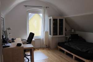 Helle, charmante, kleine 1 Zimmerwohnung Stuttgart-Degerloch – Reutlingerstr. 73, 70597 Waldau, Stuttgart – Vorschaubild 2