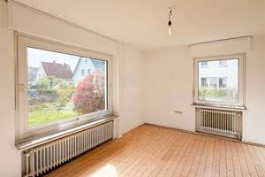 Einfamilienhaus in zentraler Lage von Steinhagen mit großem Garten – Die vollständige Adresse der Immobilie erhältst du vom Anbieter., 33803 Steinhagen – Vorschaubild 3