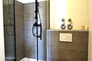 BEZUGSFREI - FERNSEHTURM im BLICK | HELLES Apartment in TOLLER LAGE | modernes Bad – 10243 Friedrichshain, Berlin – Vorschaubild 12