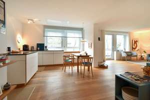 Viel Raum, viel Stil, viel Leben!
Große, neuwertige Traumwohnung mit 3 Balkonen – Die vollständige Adresse der Immobilie erhältst du vom Anbieter., 45138 Südostviertel, Essen – Vorschaubild 10