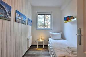 3 Schlafzimmer - Kamin - Infrarotsauna - Terrasse
Urlauben und Rendite am Waldrand in der Nähe de... – Am Gothenweg 5 h, 17419 Korswandt – Vorschaubild 17