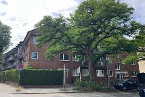 Gemütliche 2-Zimmer-Dachgeschoss-Maisonette-Wohnung mit Spitzboden am grünen Villenviertel – Die vollständige Adresse der Immobilie erhältst du vom Anbieter., 22043 Marienthal, Hamburg – Vorschaubild 2