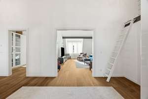 Außergewöhnliches Penthouse mit Loftcharakter, Terrasse und beeindruckender Raumhöhe – Die vollständige Adresse der Immobilie erhältst du vom Anbieter., 80333 Augustenstraße, München – Vorschaubild 9