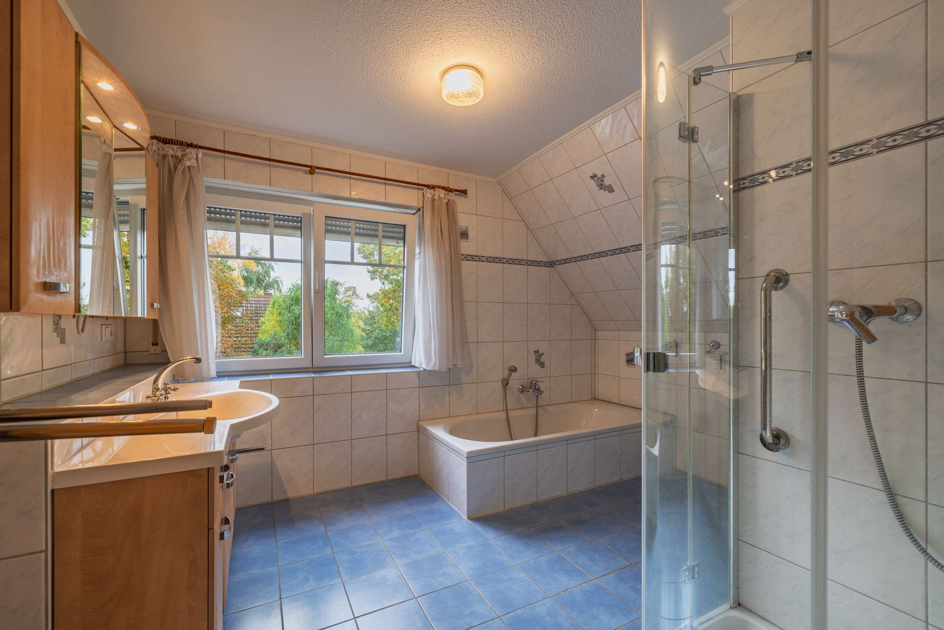 Immobilie in Dassow - Großzügiges Einfamilienhaus im Friesenstil mit 5,5 Zimmern, PV-Anlage in Pötenitz, nahe dem Priwall - Bild 9