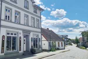 renditefreudiges Wohnhaus mit Gewerbeeinheit im historischen Ortskern von Sagard! – August-Bebel-Straße 8, 18551 Rügen (Kreis) – Vorschaubild 3
