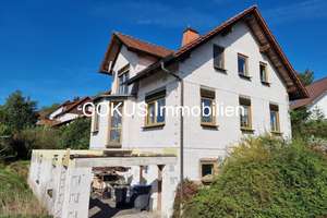 EFH mit Sonnenhoflage und Doppelgarage - Wohlfühloase mit Panoramablick – Die vollständige Adresse der Immobilie erhältst du vom Anbieter., 98574 Schmalkalden – Vorschaubild 2