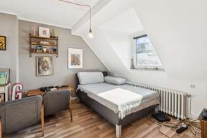 Attraktive 2-Zimmer-Dachgeschosswohnung mit Balkon in Düsseldorf-Oberbilk – Die vollständige Adresse der Immobilie erhältst du vom Anbieter., 40227 Oberbilk, Düsseldorf – Vorschaubild 5