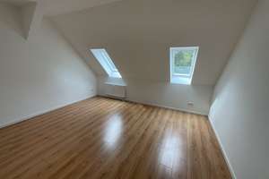 Geräumige 2 Zimmer- Wohnung mit Wohnküche, Balkon und Duschbad im Dachgeschoss – Vorwerker Str. 107, 23554 Sankt Lorenz Nord, Lübeck – Vorschaubild 10