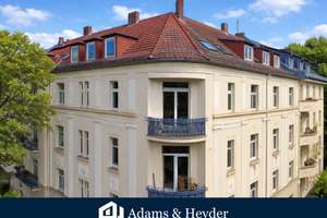 Direkt an der Goetheanlage: 2,5 ZKBB im gepflegten Altbau