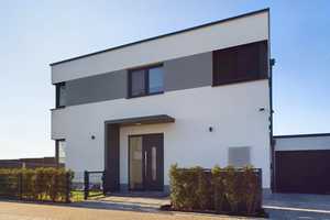 Licht, Luft & Luxus – Designhaus mit 6 Zimmern in Wiesbaden-Nordenstadt. – Wiesbaden – Vorschaubild 1