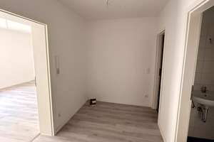 1,5 Zimmer Wohnung in zentraler Lage in Giessen – Die vollständige Adresse der Immobilie erhältst du vom Anbieter., 35392 Gießen-Süd, Gießen – Vorschaubild 2