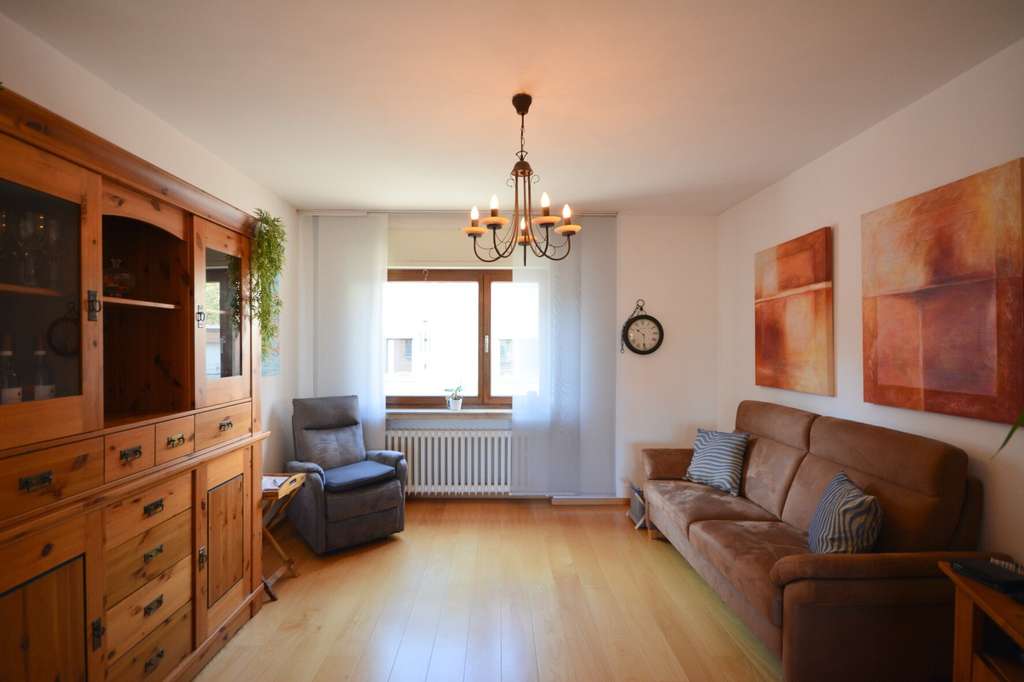 Immobilie in Hürth - Ein Haus, das mitwächst: Viel Platz, absolute Ruhe und flexible Möglichkeiten in Alt-Hürth - Bild 3