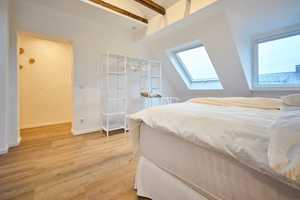 Stilvolle 2-Zimmer-DG-Wohnung mit gehobener Innenausstattung in Essen – Essen – Vorschaubild 9