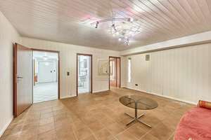 Christian Dik Immobilien/ Einfamilienhaus mit architektonischen Charakter im französischen Stil – Die vollständige Adresse der Immobilie erhältst du vom Anbieter., 67590 Monsheim – Vorschaubild 22