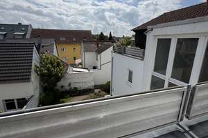 Schiersteiner Hafen vor der Tür | Helle 3 Zi. DG-Wohnung mit Balkon & Stellplatz – Wasserrolle 9A, 65201 Schierstein, Wiesbaden – Vorschaubild 15