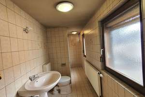 Solide Kapitalanlage mit Mieteinnahmen von 22.800 € jährlich – Wohnhaus Runkel - Land Limburg Hessen – Die vollständige Adresse der Immobilie erhältst du vom Anbieter., 65594 Runkel – Vorschaubild 18
