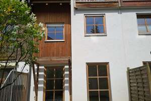 Modernes Familienhaus mit Dachstudio, Loggia, Garten und großem Hobbyraum– fußläufig zur S-Bahn – Die vollständige Adresse der Immobilie erhältst du vom Anbieter., 85570 Markt Schwaben – Vorschaubild 1
