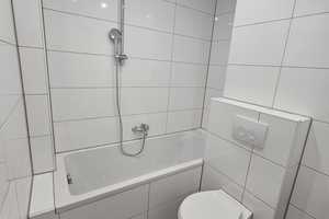 *NEU RENOVIERTE* 3-Zi-Wohnung mit Balkon und Einzelgarage – Nürnberg – Vorschaubild 6