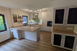 Großzügiges Haus mit Einliegerwohung in ruhiger Waldrandlage mit Einliegerwohung – Die vollständige Adresse der Immobilie erhältst du vom Anbieter., 69126 Emmertsgrund, Heidelberg – Vorschaubild 8