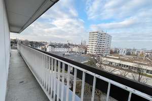 Neues Familien-Zuhause! Modernisierte 4 Zimmer mit Umlaufbalkon, 2 neue Bäder, neuer Boden, Aufzug – Krohstraße 2, 50968 Bayenthal, Köln – Vorschaubild 30