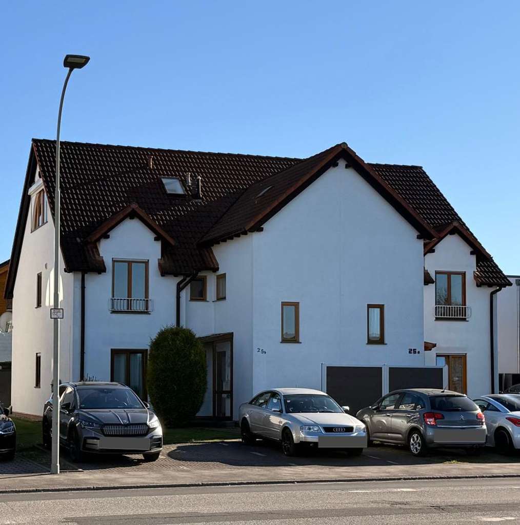 Immobilie in Linden - Lichtdurchflutete Masionette Wohnung Linden bei Gießen - 3,5 Zimmer - Balkon - Garten - Parkplätze  - Bild 2