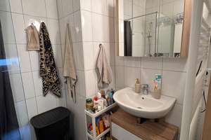 Schöne 4-Zimmer-Wohnung mit Gartenanteil und EBK in Reutlingen Betzingen – Die vollständige Adresse der Immobilie erhältst du vom Anbieter., 72770 Betzingen, Reutlingen – Vorschaubild 14