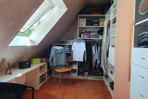 Freistehendes Einfamilienhaus mit Einliegerwohnung, Pool und großem Garten in Remscheid Süd – Die vollständige Adresse der Immobilie erhältst du vom Anbieter., 42859 Zentralpunkt, Remscheid – Vorschaubild 24