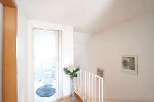Sonniges Reihenhaus in absolut ruhiger Lage in Puchheim, 5 Zimmer+ Bad+ 2 WCs + Südbalkon+ Südgarten – 82178 Puchheim – Vorschaubild 34