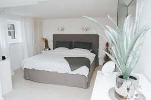 Luxuriöse Altbauvilla trifft modernen Wohnkomfort mit privater Gartenidylle mitten in Hamburg – Brockdorffstraße 46, 22149 Rahlstedt, Hamburg – Vorschaubild 35