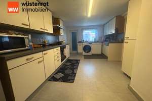 Attraktives renoviertes Einfamilienhaus mit großer ausgebauter Scheune in Pforzheim-Büchenbronn – Die vollständige Adresse der Immobilie erhältst du vom Anbieter., 75180 Büchenbronn, Pforzheim – Vorschaubild 3