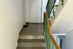 Attraktive 2-Zimmer-Wohnung mit Süd-Balkon, Tiefgaragenstellplatz und langfristig gesichertem Mieter – Eggenfeldener Straße 95, 81929 Englschalking, München – Vorschaubild 5
