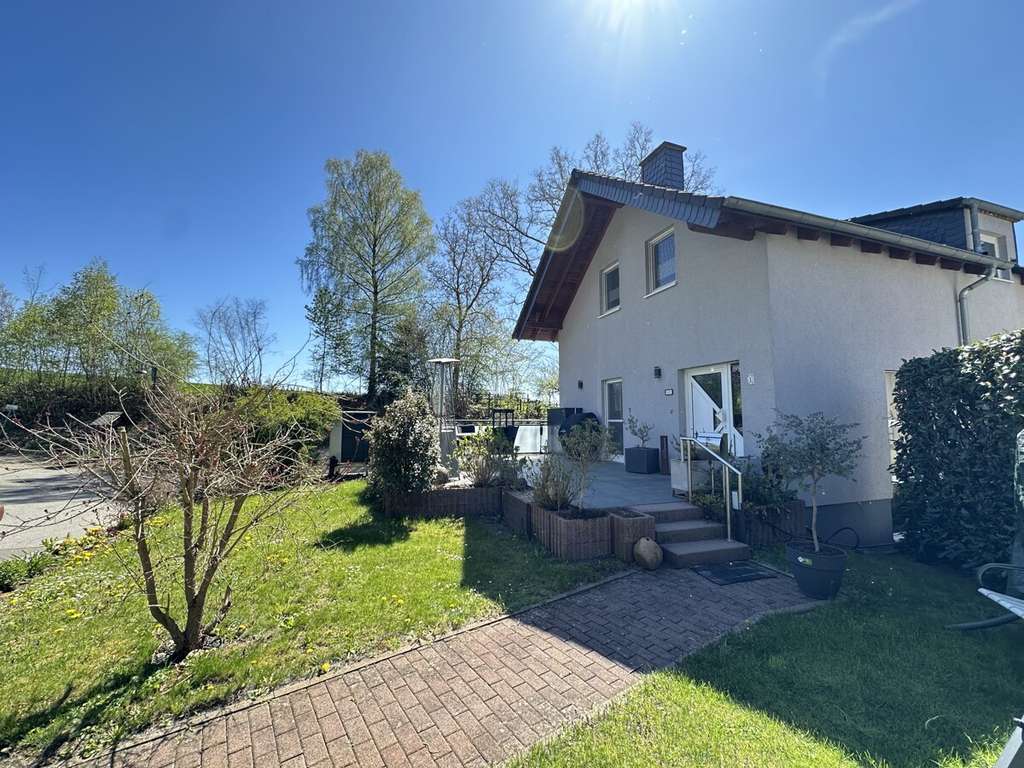 Immobilie in Klosterkumbd - Top gepflegtes Einfamilienhaus mit Wärmepumpe und tollem Schnitt! - Bild 1