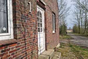 Verkauft: Sanierungsobjekt in Alleinlage mit großem Potenzial und Weitblick – Wilhelmshaven – Vorschaubild 6