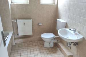 Mit Einbauküche! Idyllisches Leben in ruhiger Seitenstraße – Rosastraße 21, 47226 Hochemmerich, Duisburg – Vorschaubild 5