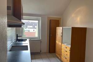 Familienparadies in Hannover-Döhren: Großzügige 4-Zimmer-Wohnung für 3 Jahre – Bernwardstraße 21, 30519 Döhren, Hannover – Vorschaubild 14