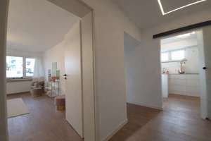 Sanierte 2-Zimmer-Wohnung mit Südbalkon in Köln-Nippes – Neusser Straße 428, 50733 Nippes (Ortsteil), Köln – Vorschaubild 8