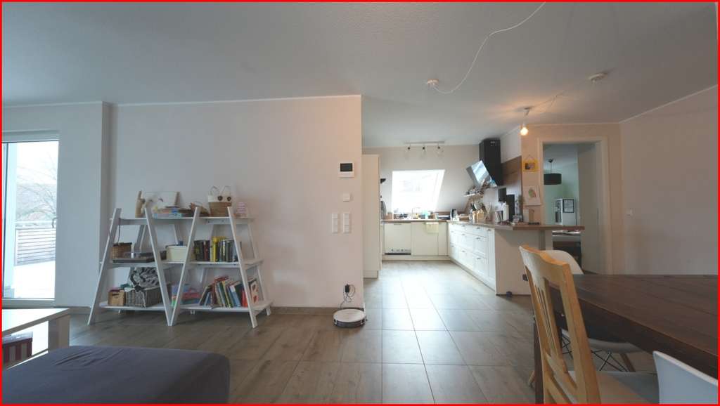 Immobilie in Maselheim - **Exklusives Wohnen über den Dächern – Neuwertige 4,5-Zimmer-DG-Wohnung mit großer Dachterrasse** - Bild 3