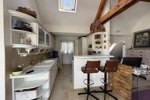 Große 3-Zimmer-Dachgeschosswohnung. Komplette Etage mit 250 qm Gartenanteil. 2011 saniert. – Die vollständige Adresse der Immobilie erhältst du vom Anbieter., 14089 Kladow, Berlin – Vorschaubild 9