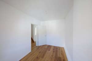 3 Zimmer DG-Maisonette in Denkmal direkt am Südheimer Platz ! – Burgstallstrasse 102, 70199 Südheim, Stuttgart – Vorschaubild 30